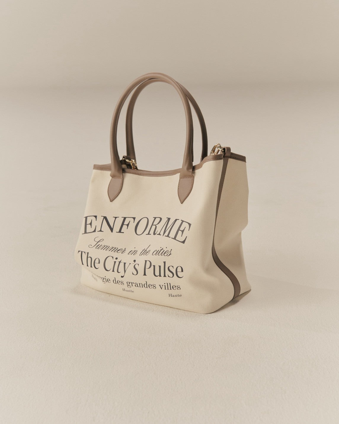 Enforme Tote Bags